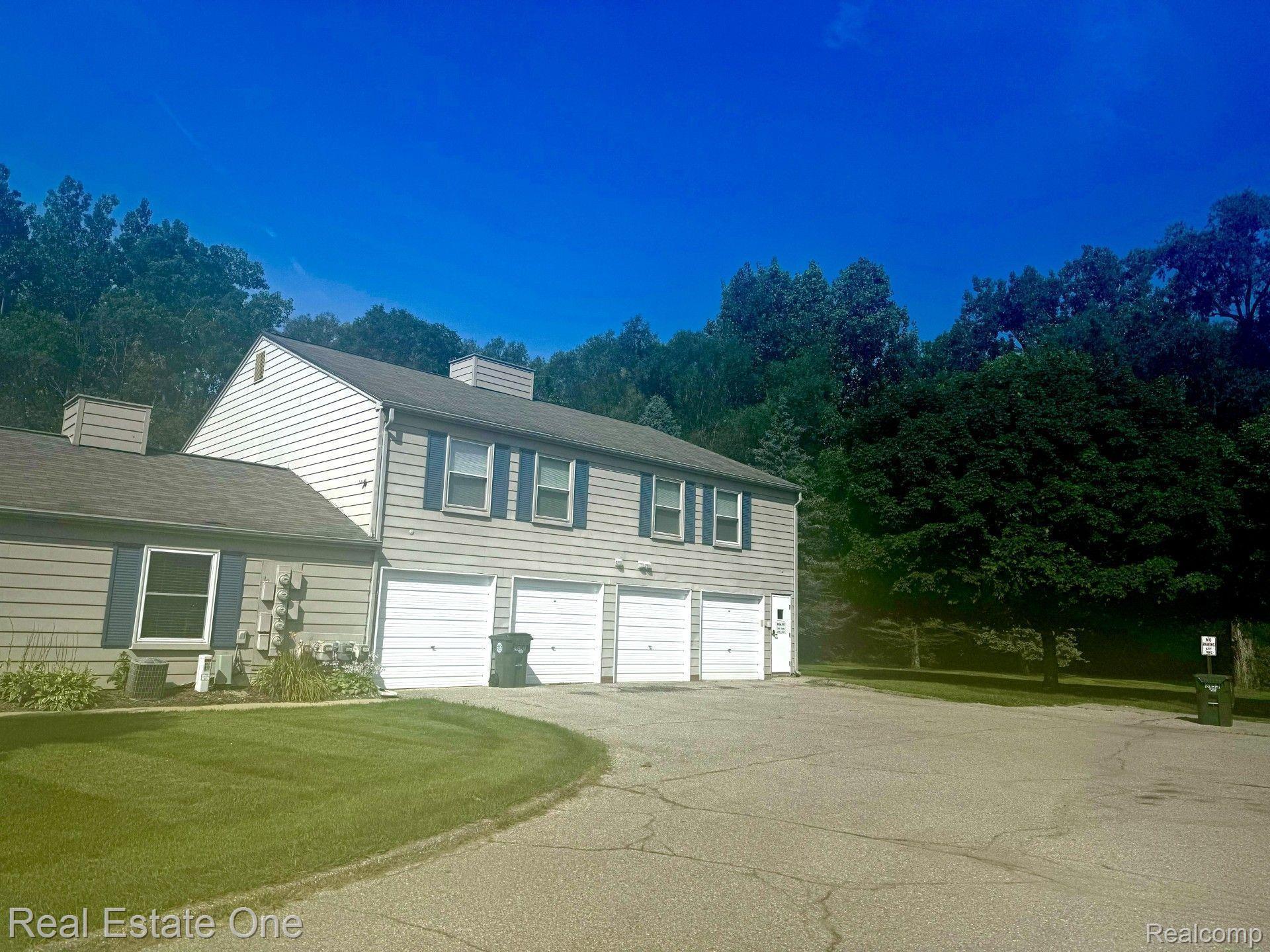 3143 SUNNYSIDE CRT