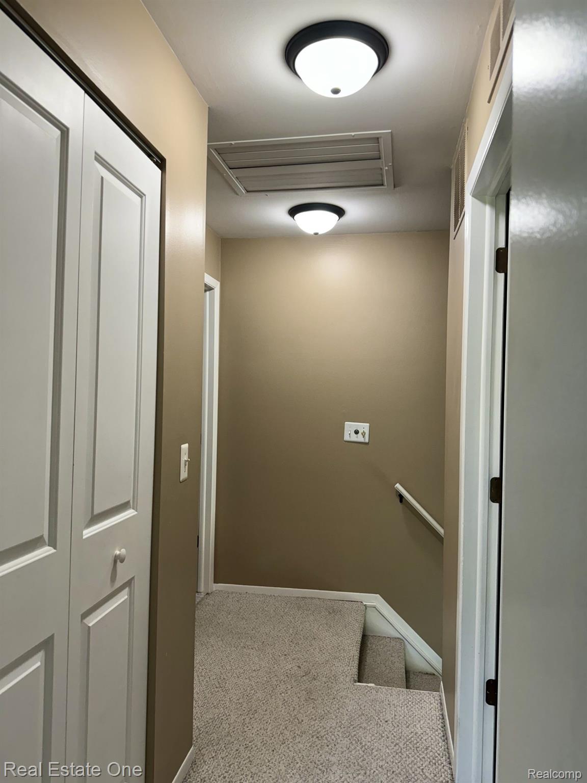 3143 SUNNYSIDE CRT