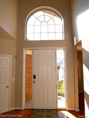 1075 Maya CRT