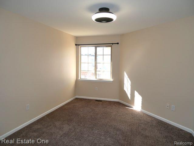 1075 Maya CRT