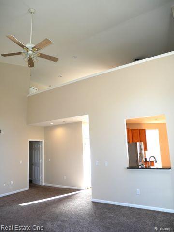1075 Maya CRT