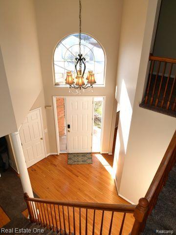 1075 Maya CRT