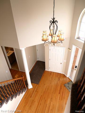 1075 Maya CRT