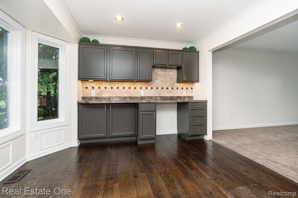 45298 RONNEN DR