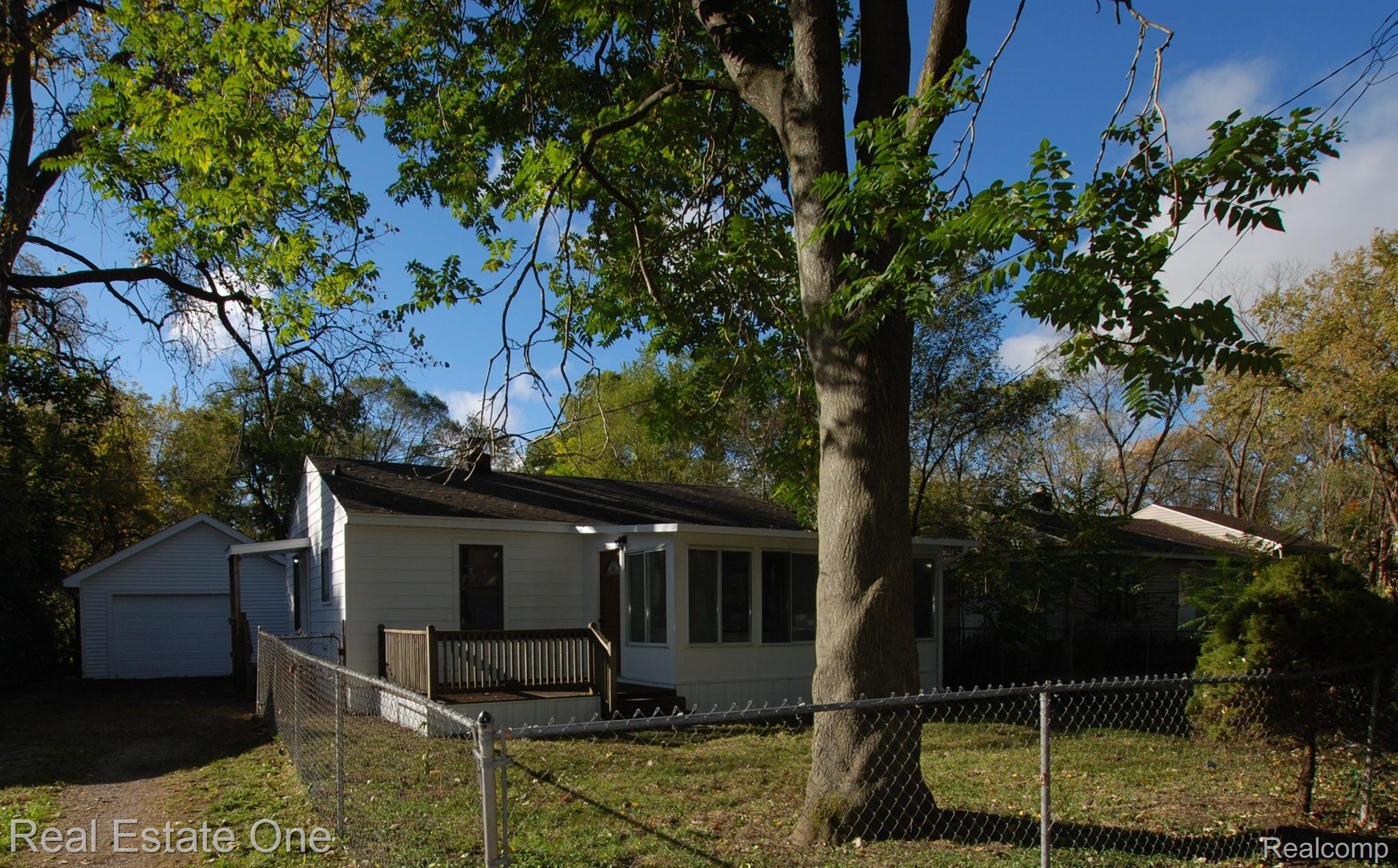 3266 SAYRE