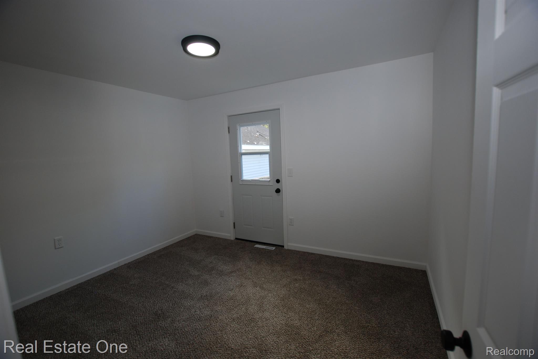 3266 SAYRE