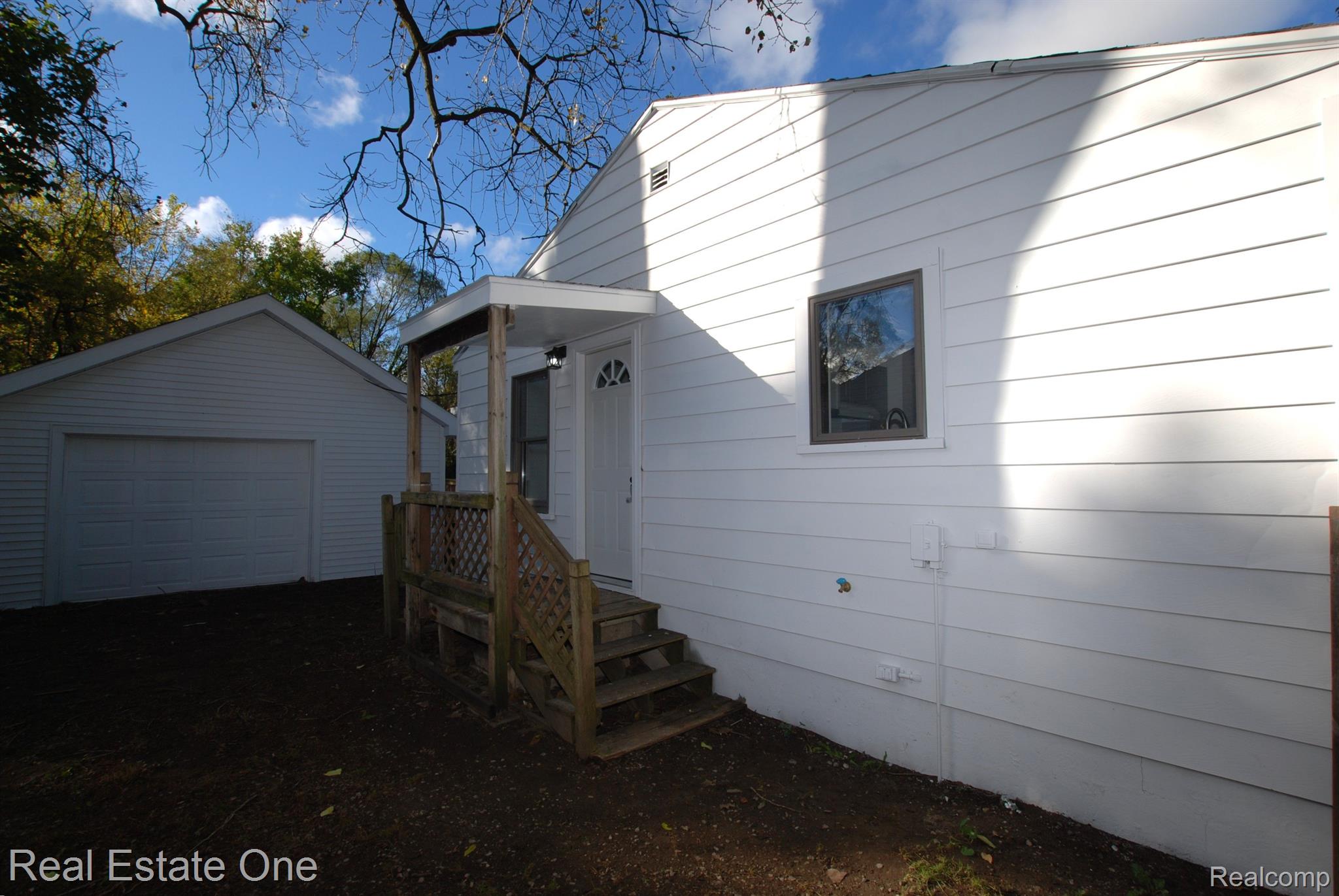 3266 SAYRE