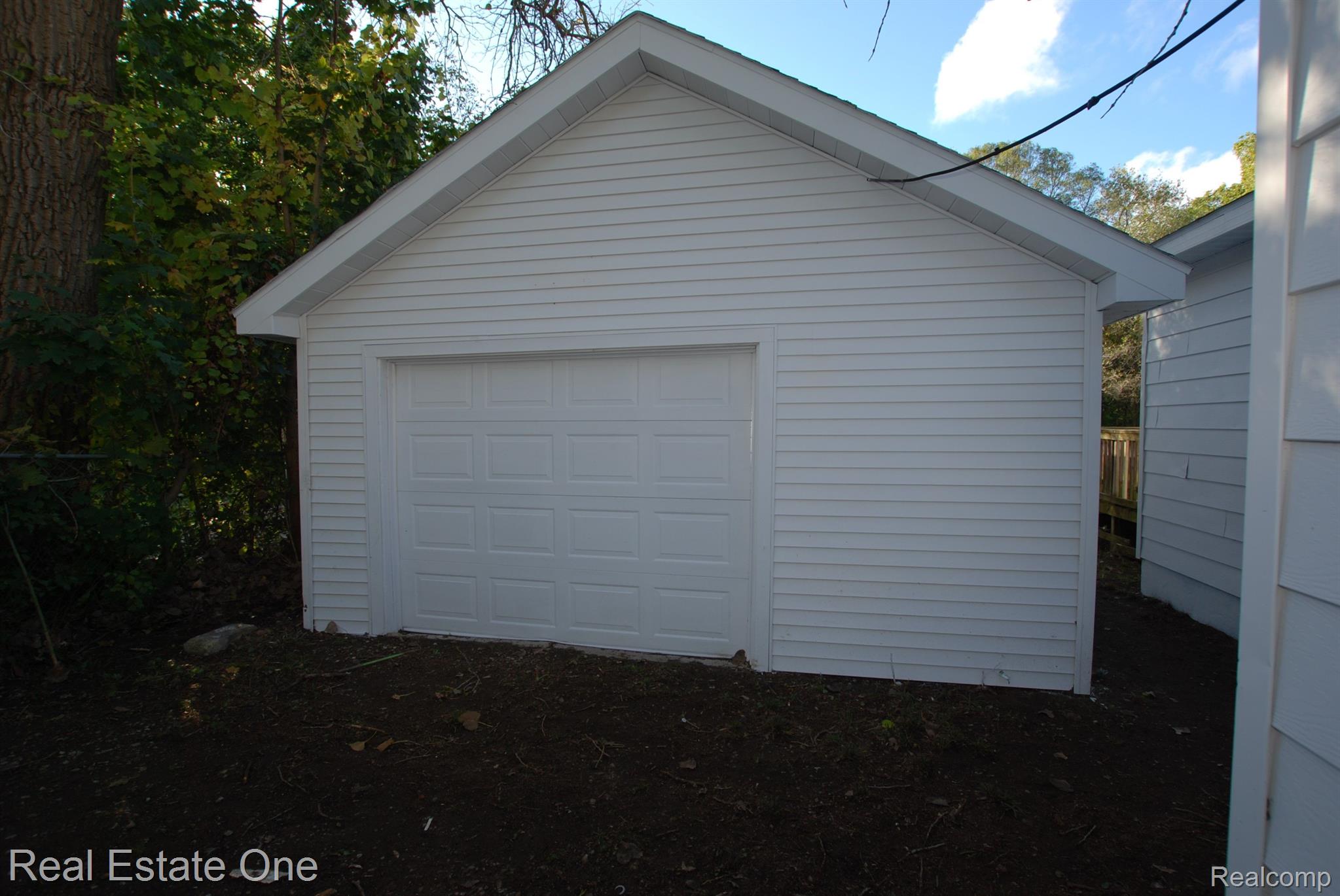 3266 SAYRE