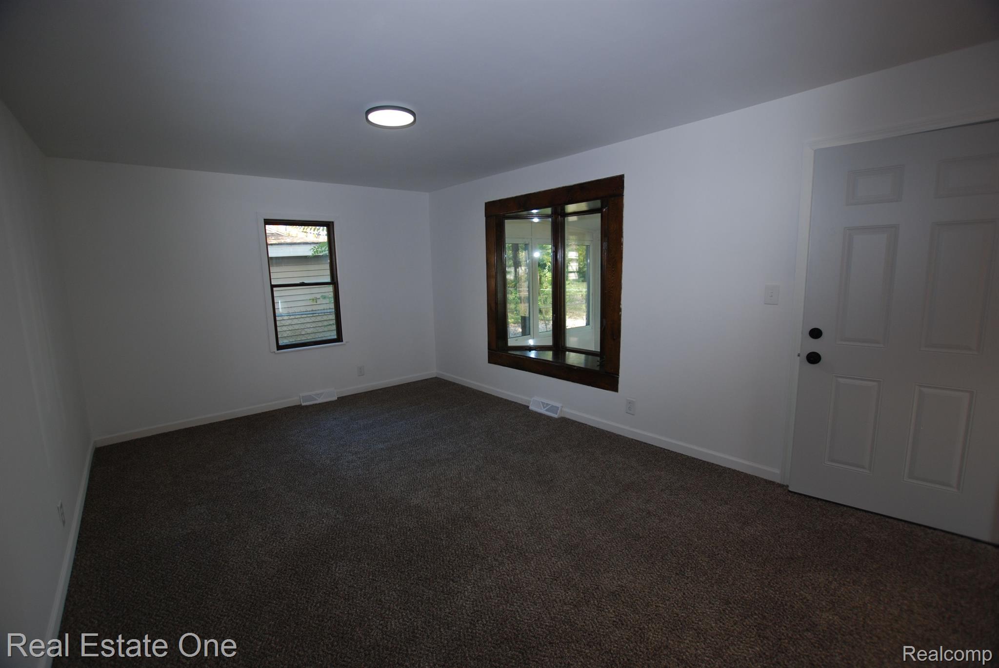 3266 SAYRE