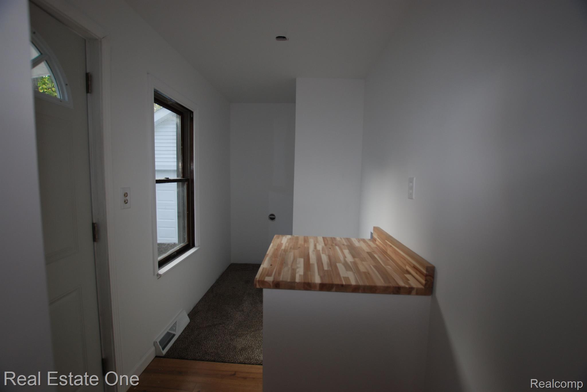 3266 SAYRE