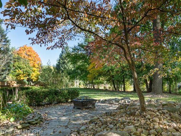 2728 Stoodleigh DR