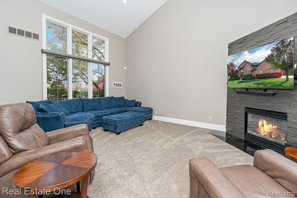 21450 Bunker DR