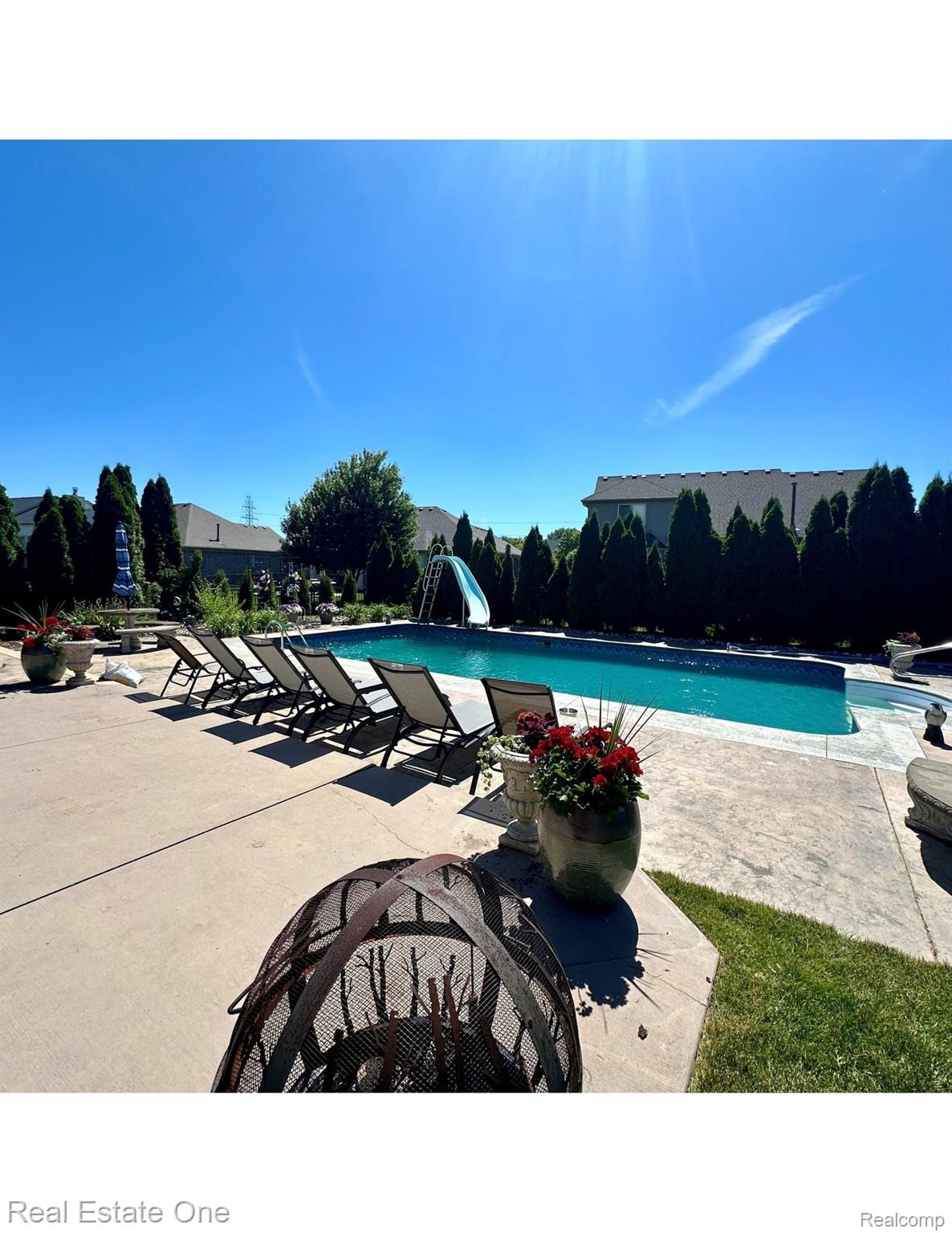 21450 Bunker DR