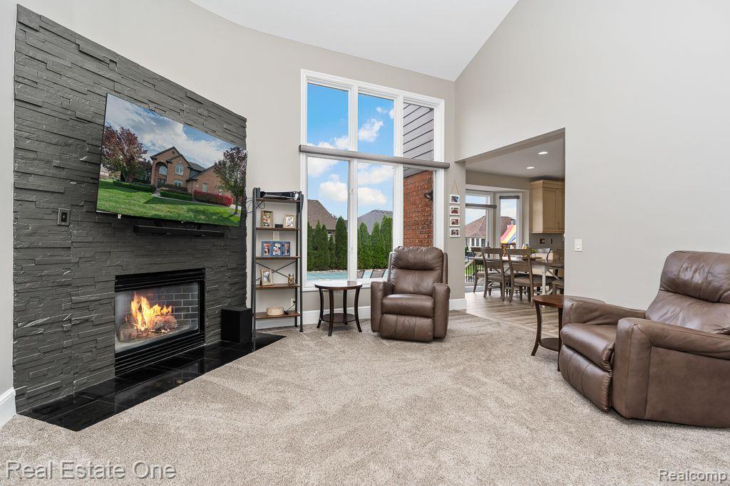 21450 Bunker DR