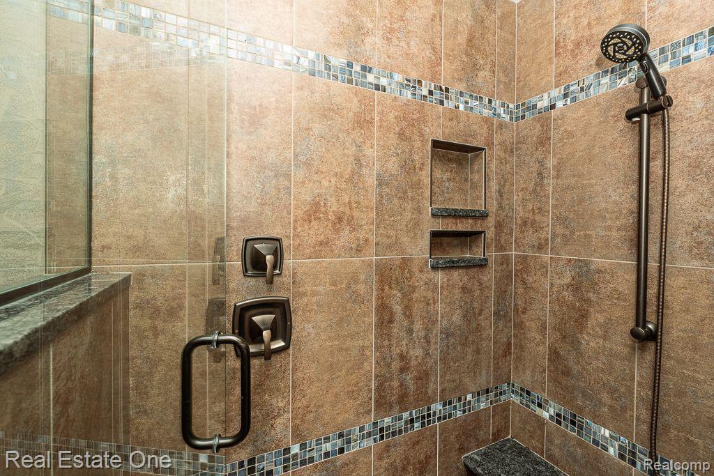 54398 RIDGEVIEW DR