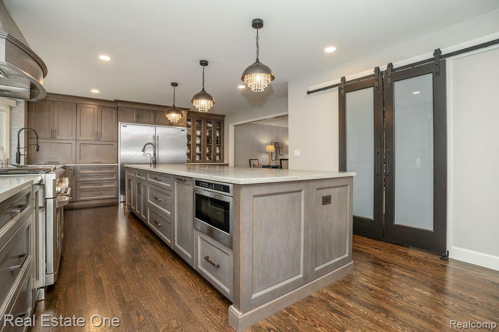 54398 RIDGEVIEW DR
