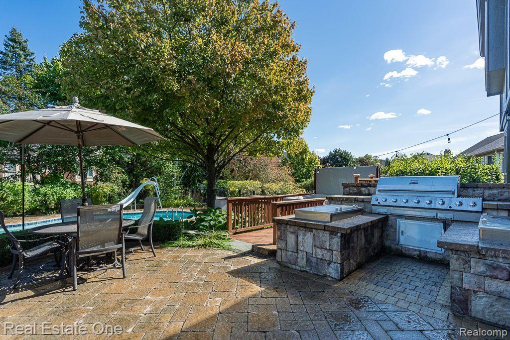 54398 RIDGEVIEW DR