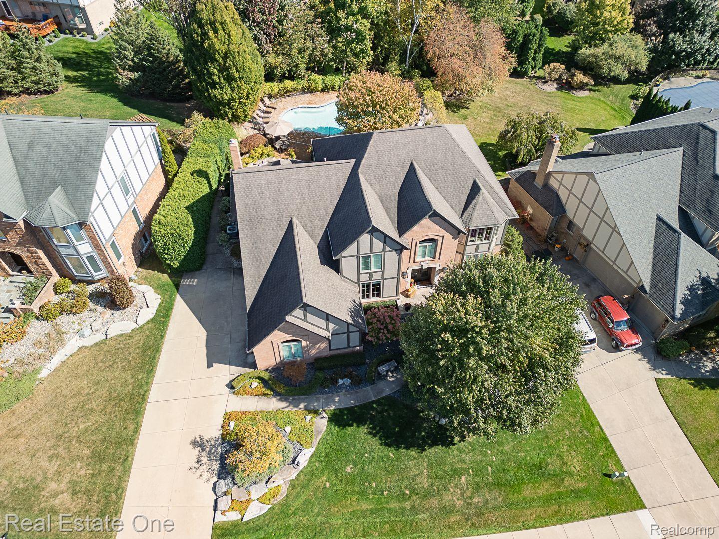 54398 RIDGEVIEW DR