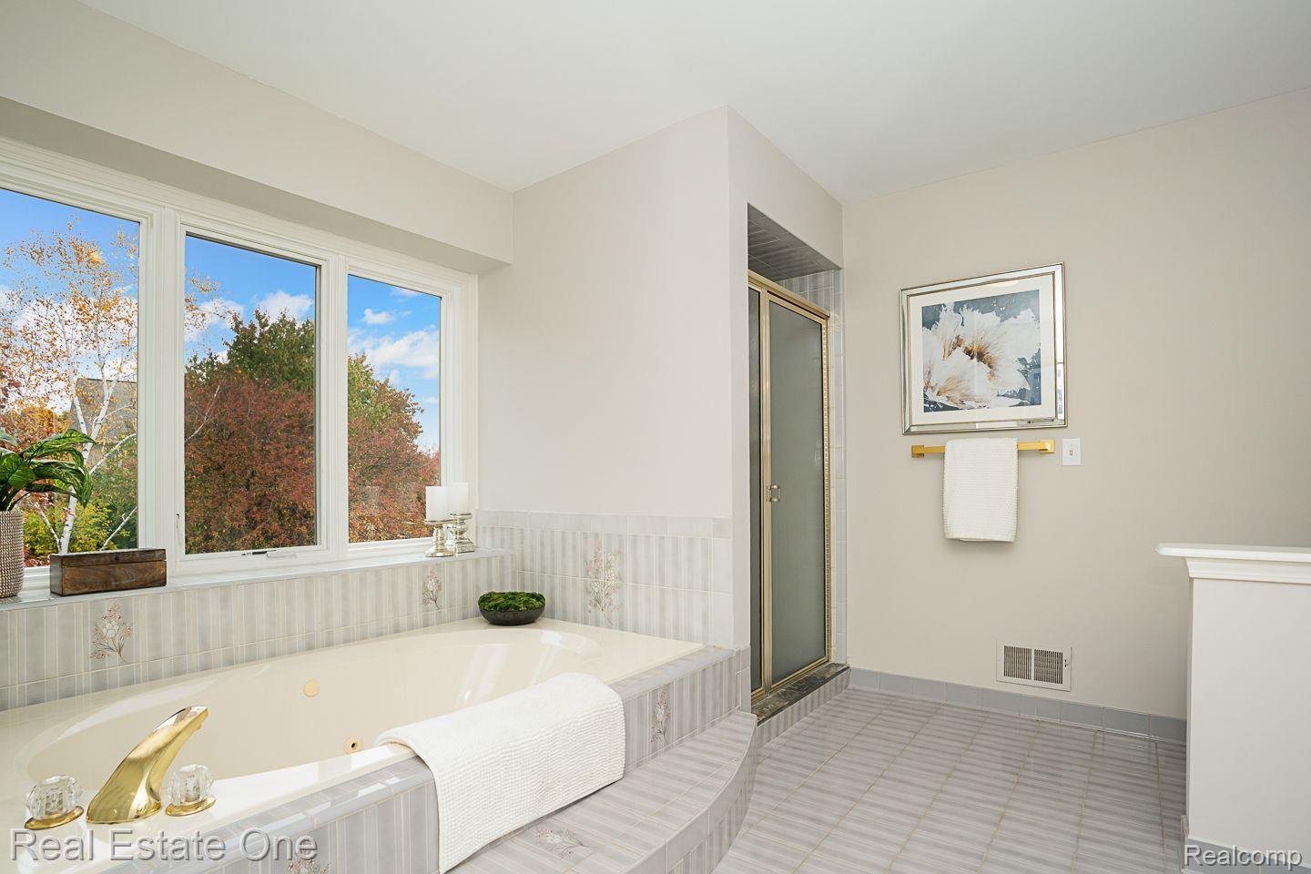 54398 RIDGEVIEW DR