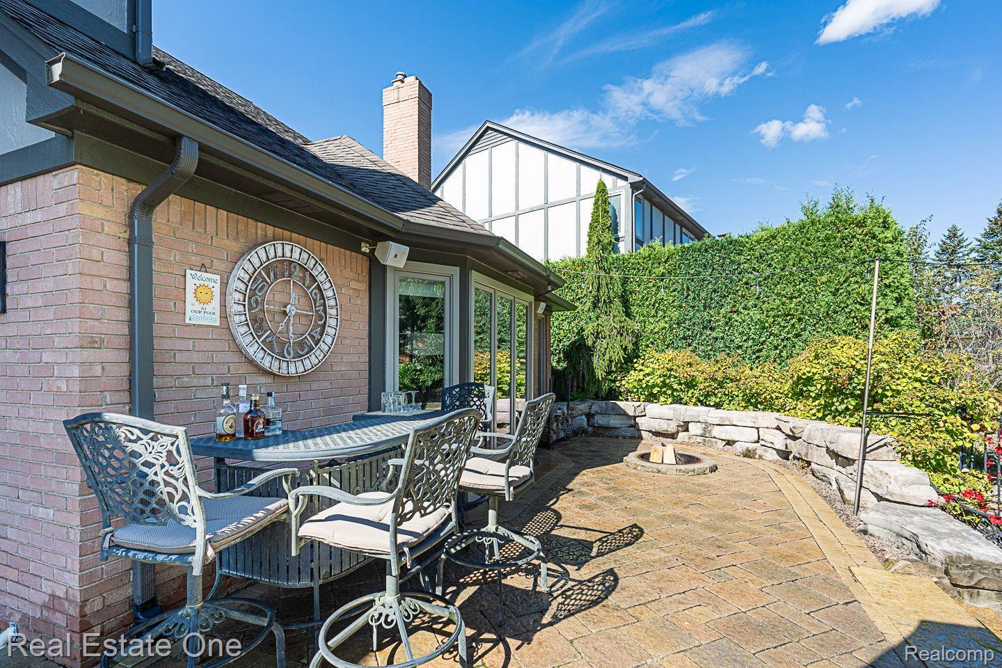 54398 RIDGEVIEW DR