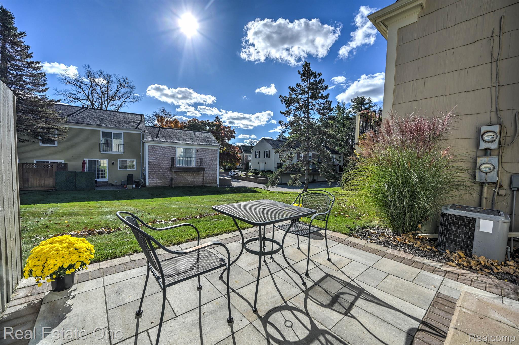 1427 Lantern LN 35 13 Unit: 35