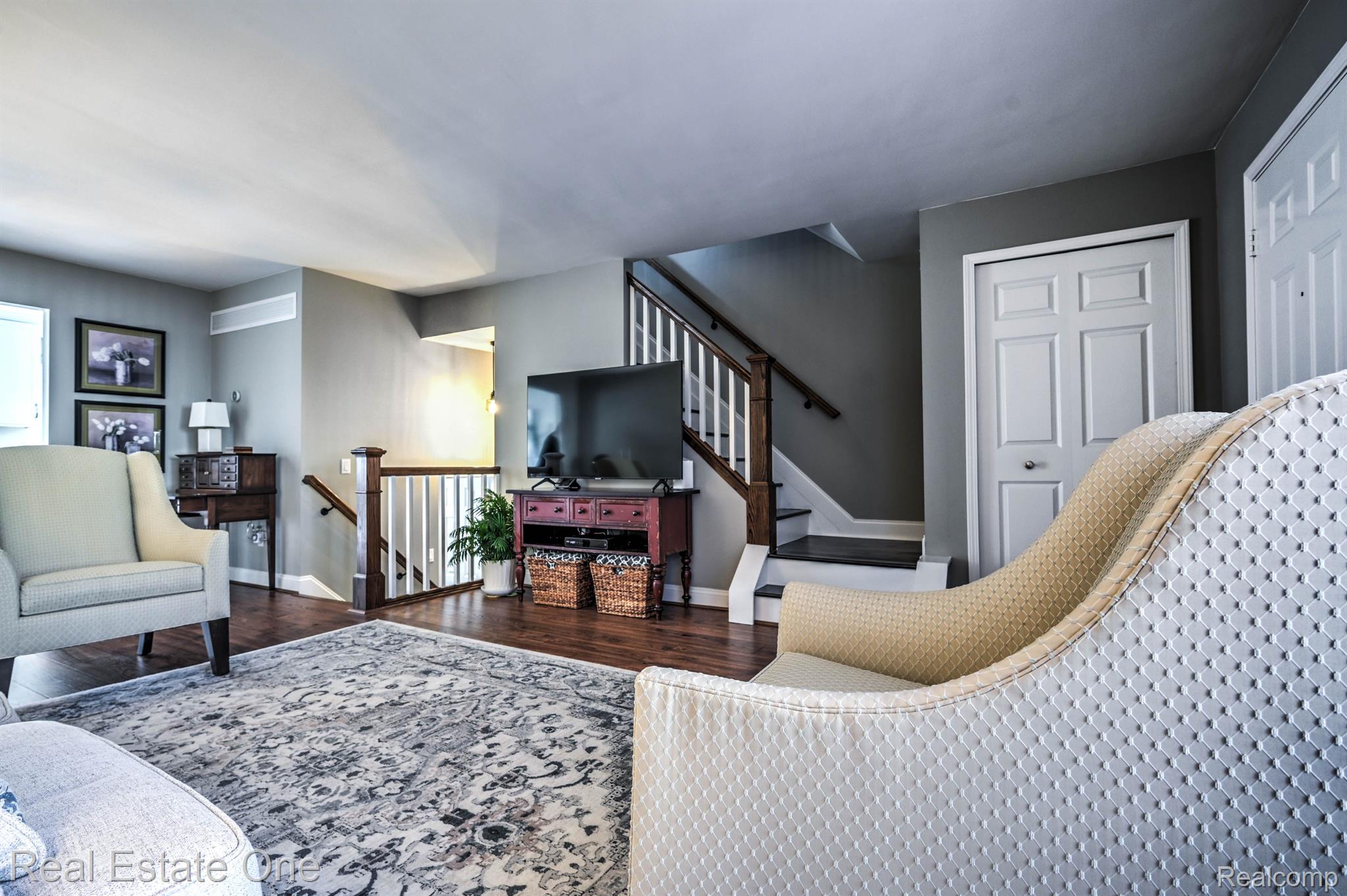 1427 Lantern LN 35 13 Unit: 35