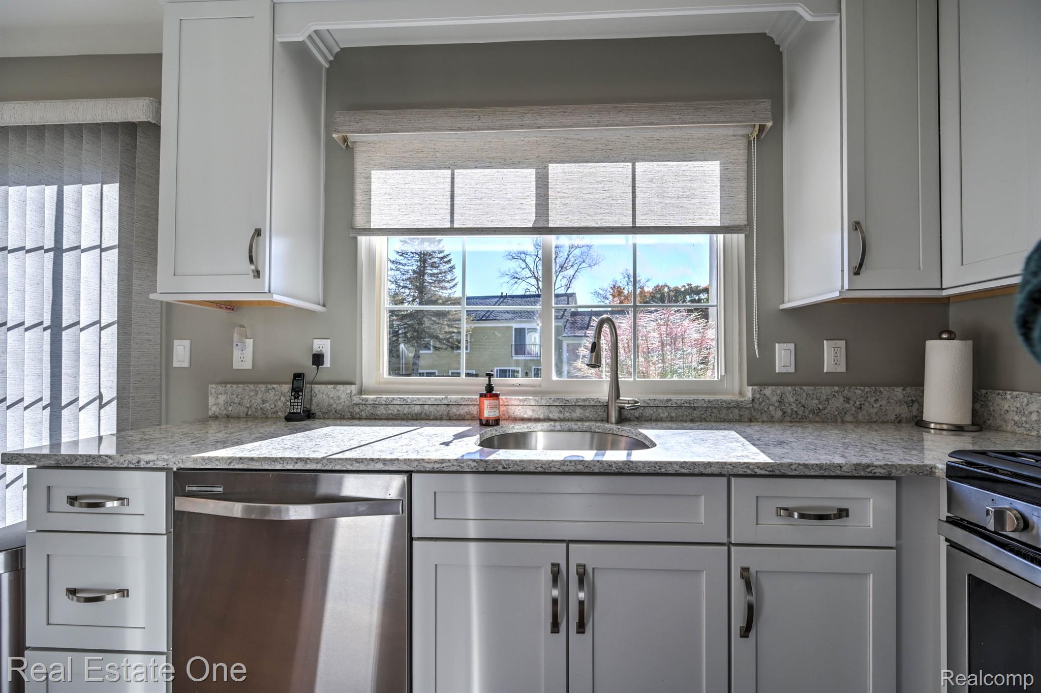 1427 Lantern LN 35 13 Unit: 35