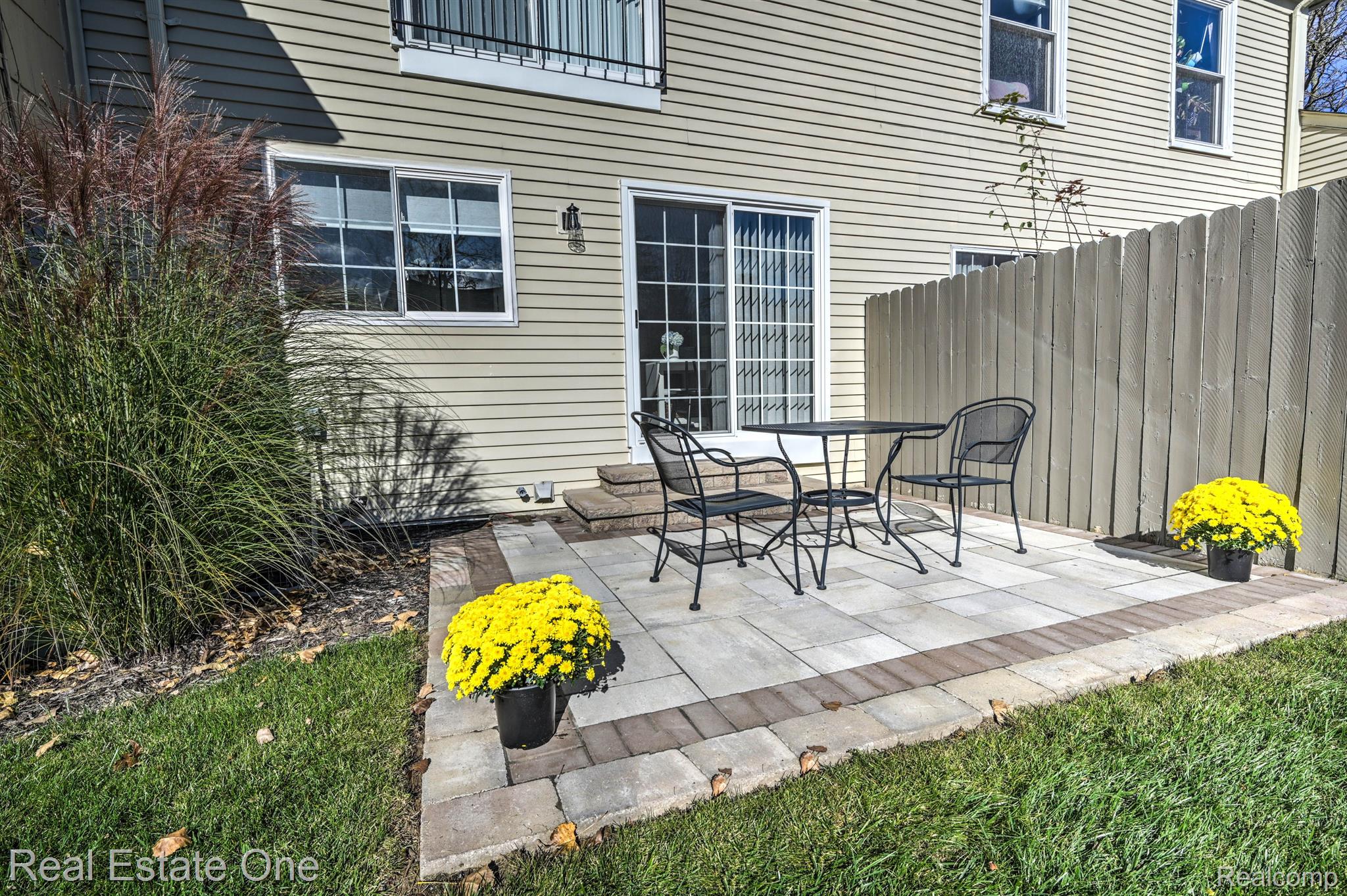1427 Lantern LN 35 13 Unit: 35