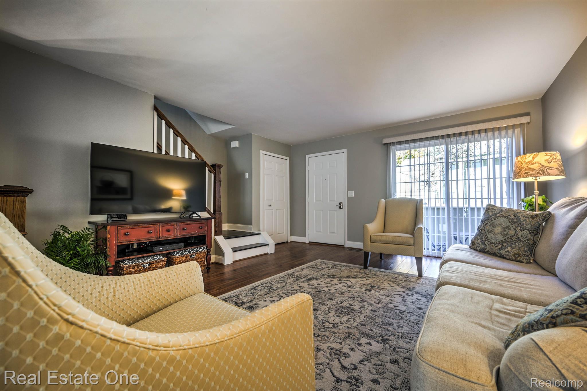 1427 Lantern LN 35 13 Unit: 35