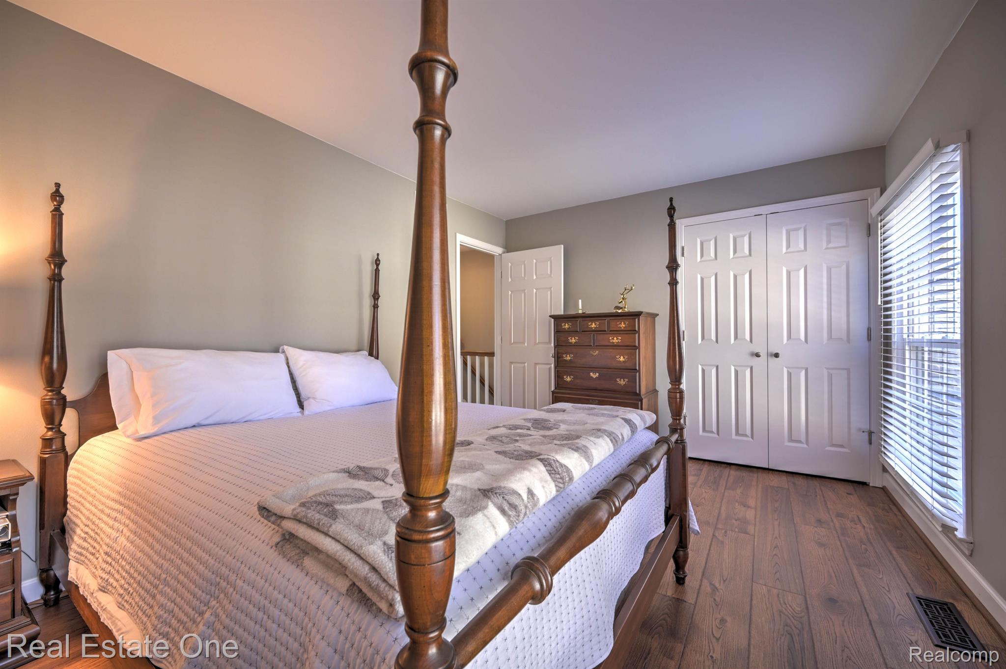 1427 Lantern LN 35 13 Unit: 35