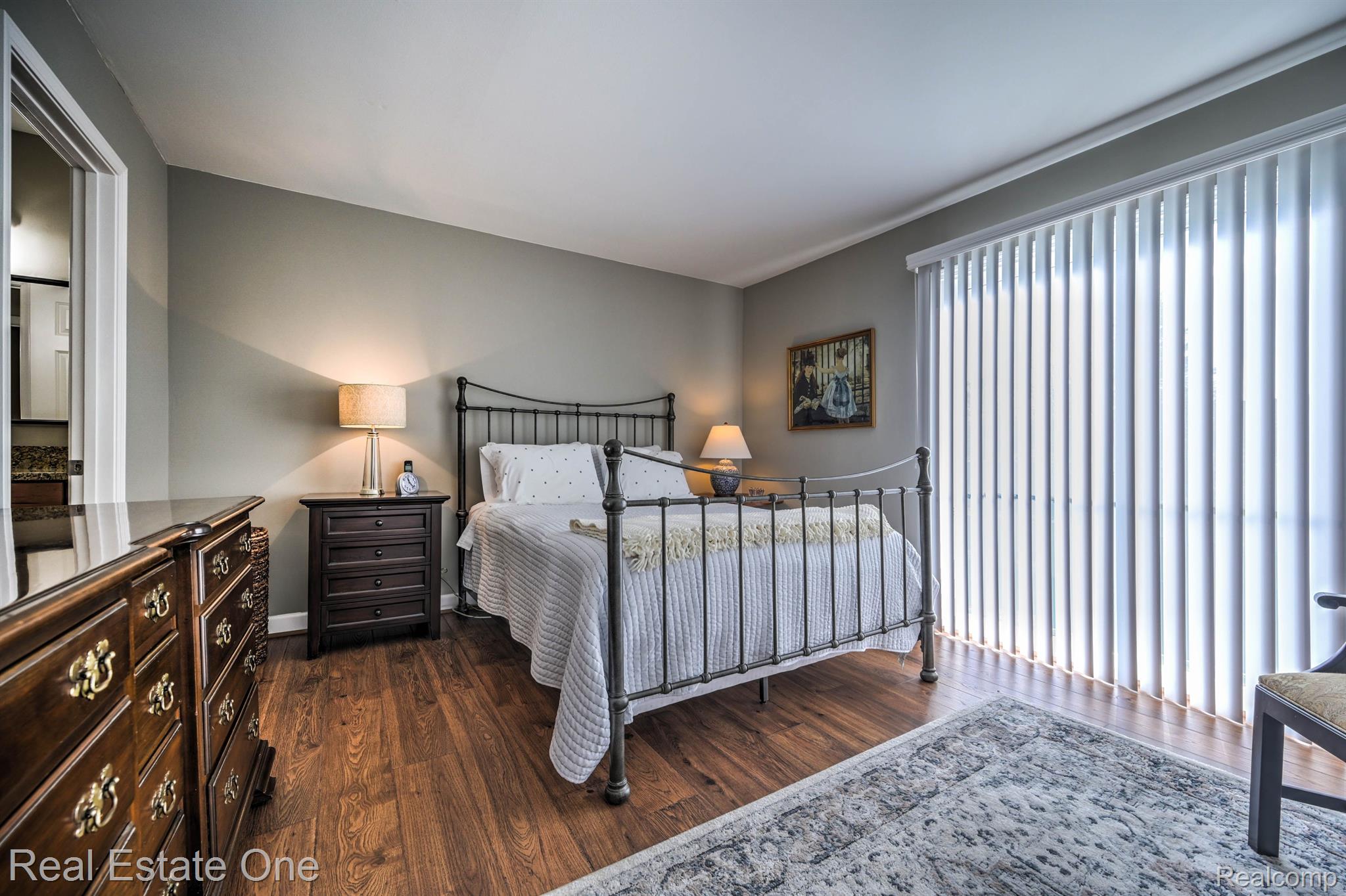 1427 Lantern LN 35 13 Unit: 35