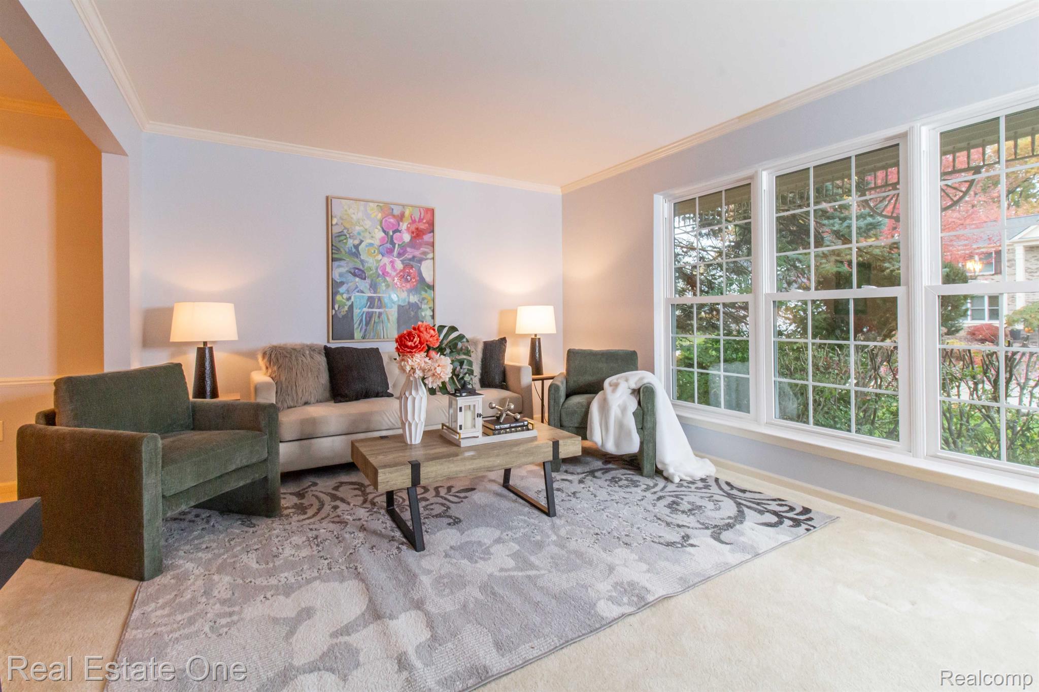 784 WHITNEY DR