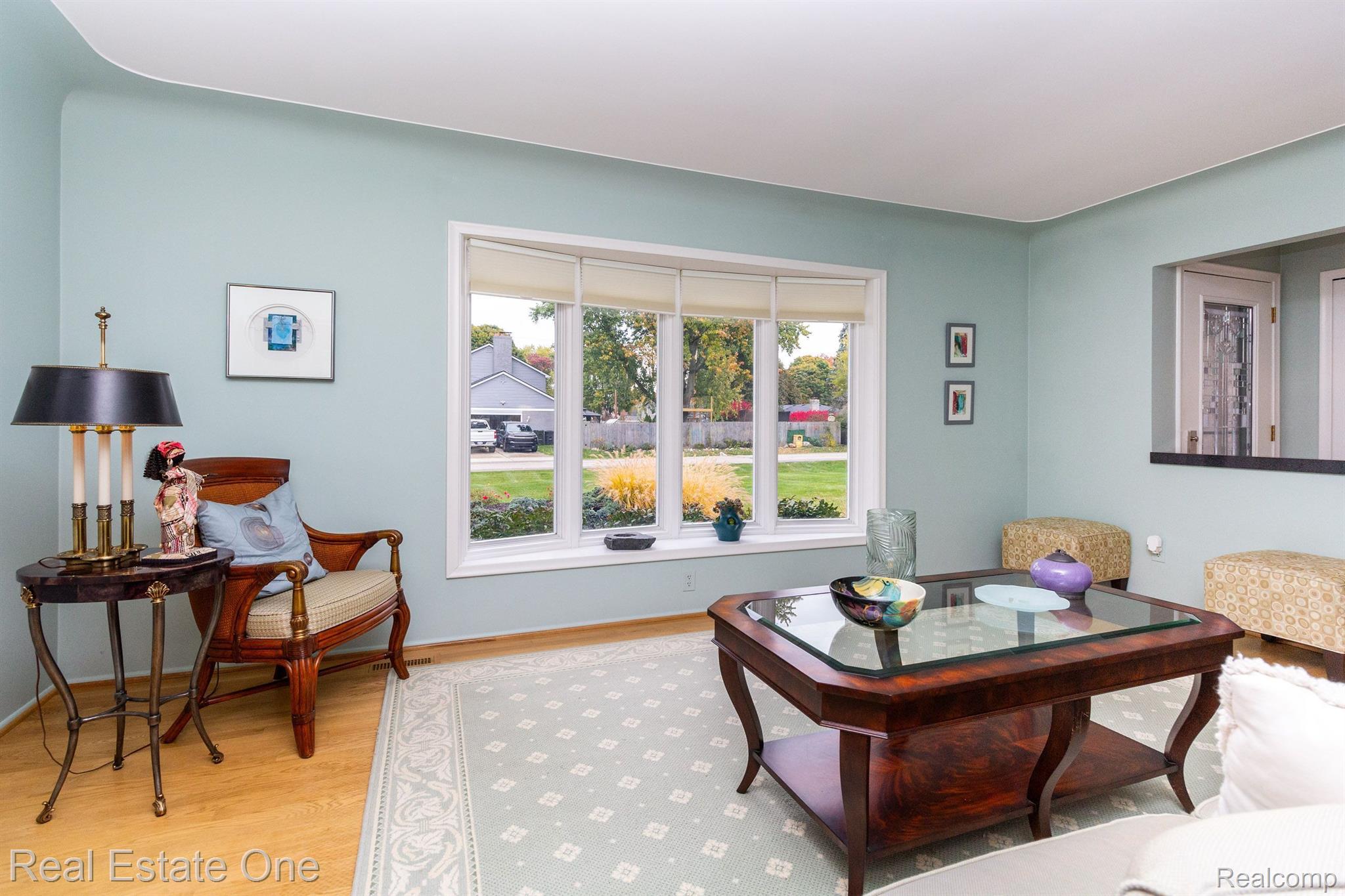 250 CLAIR HILL DR