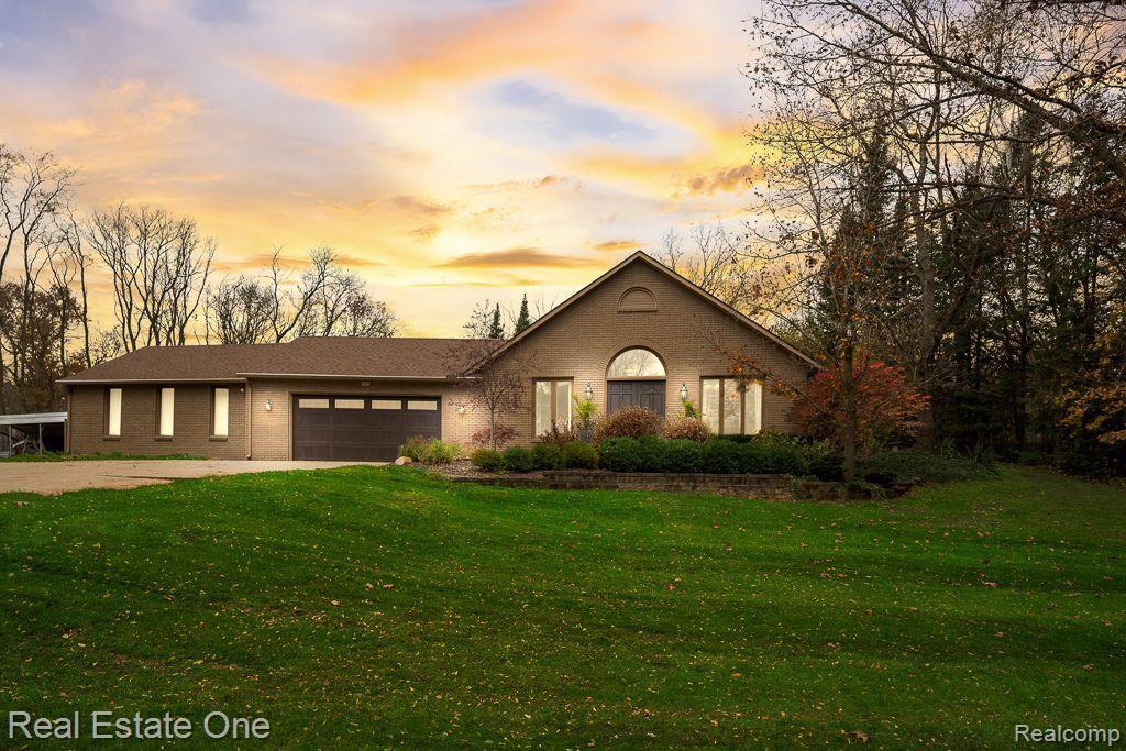 1640 MADSEN DR