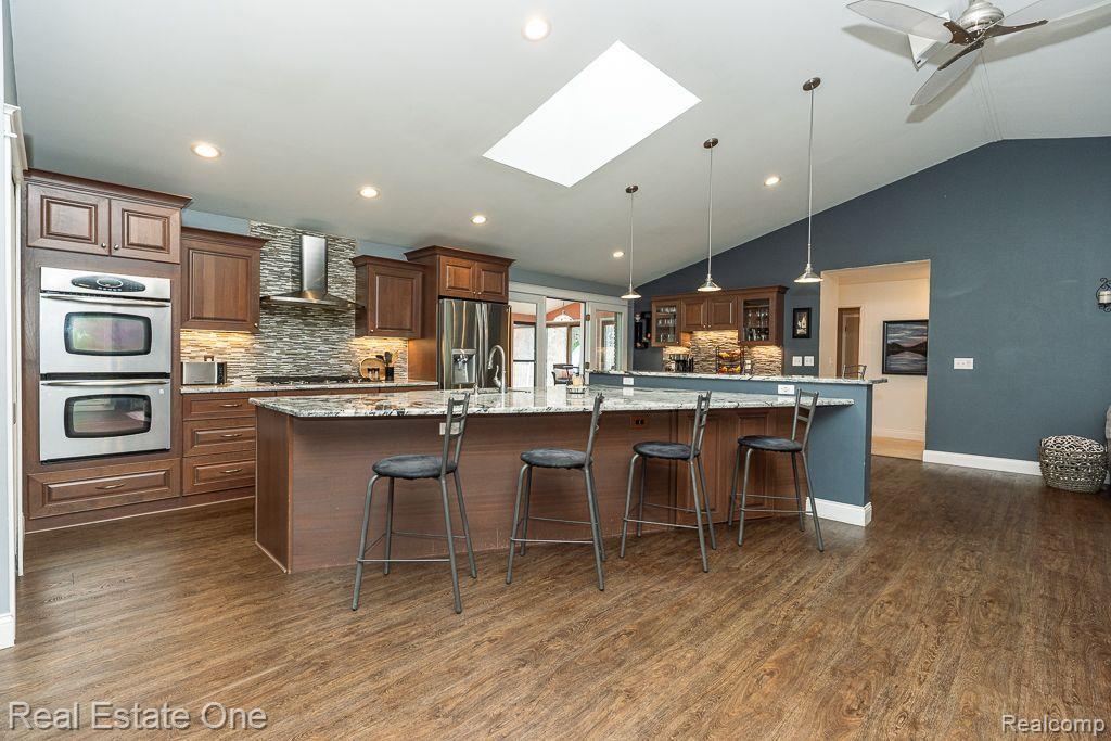 1640 MADSEN DR