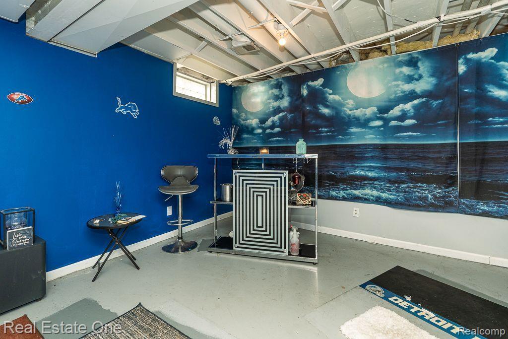 1311 FLORENCE AVE