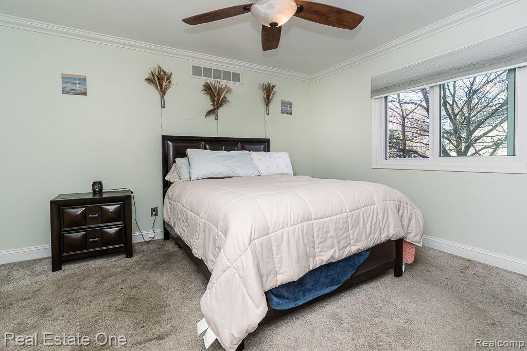 1311 FLORENCE AVE