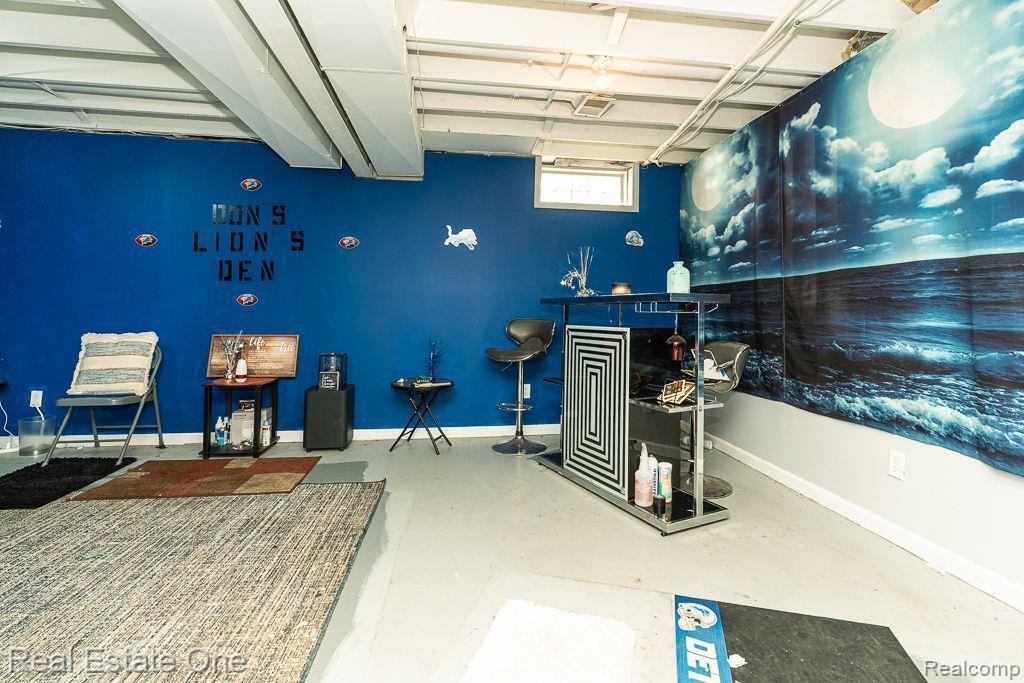 1311 FLORENCE AVE