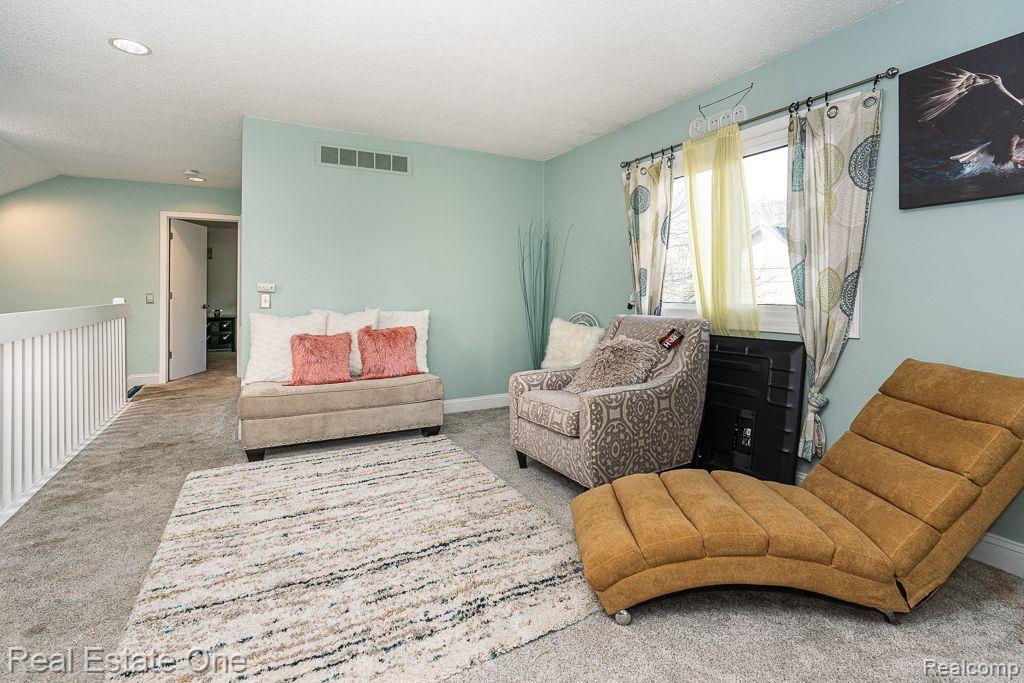 1311 FLORENCE AVE