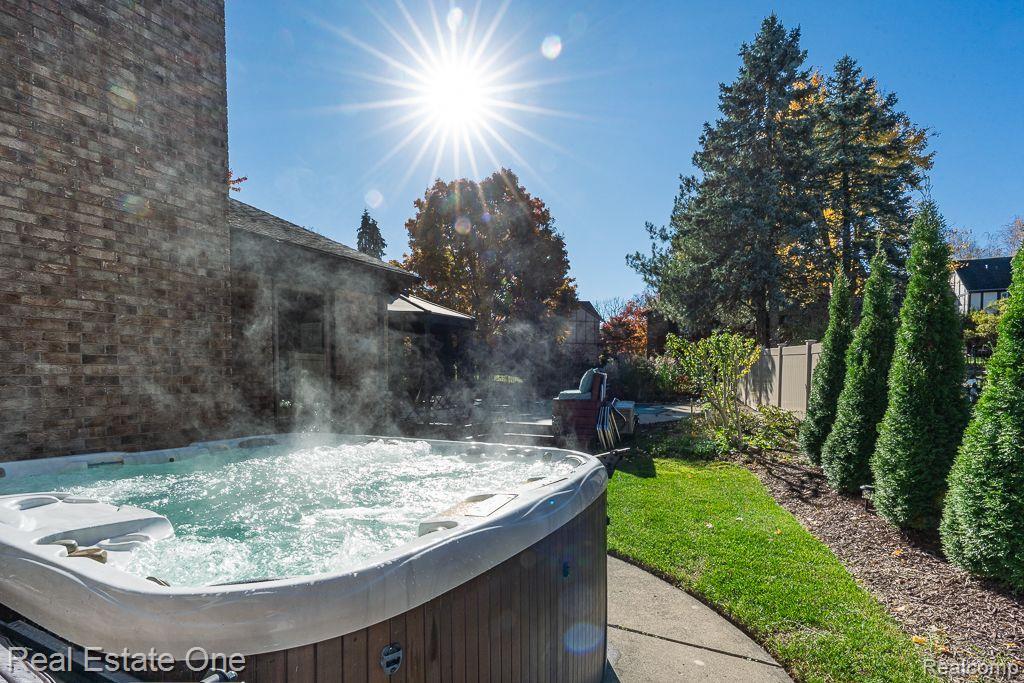 675 SNOWMASS DR