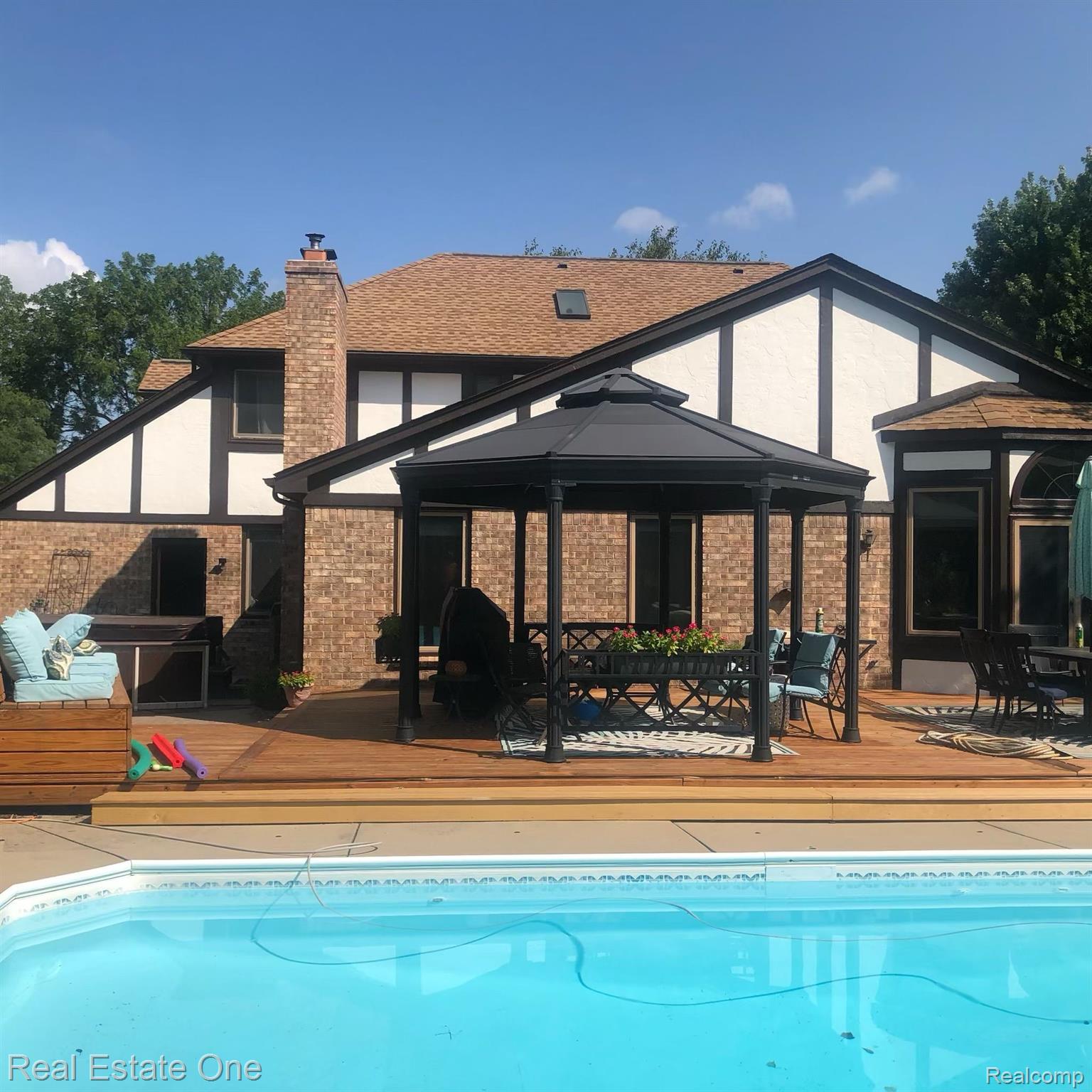 675 SNOWMASS DR