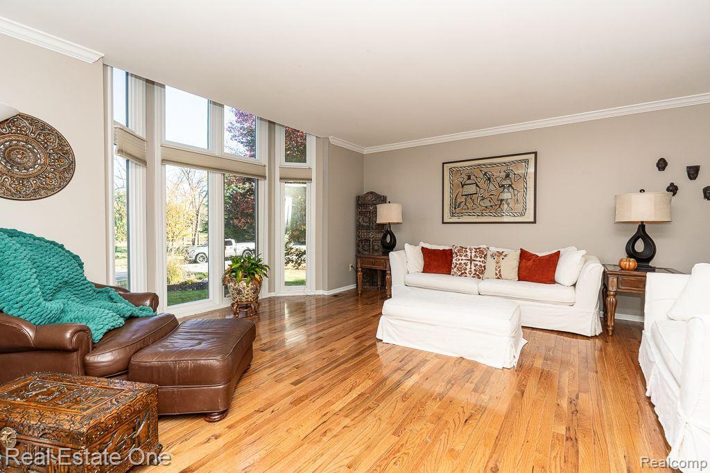 675 SNOWMASS DR