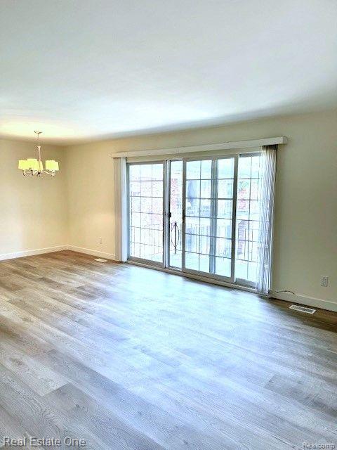 408 FOX HILLS DR S A-7