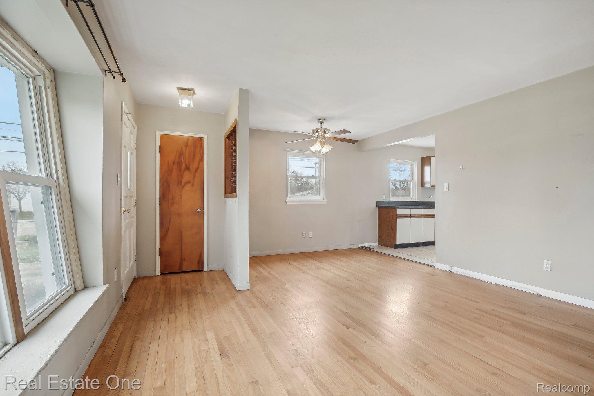 31431 LAMAR DR