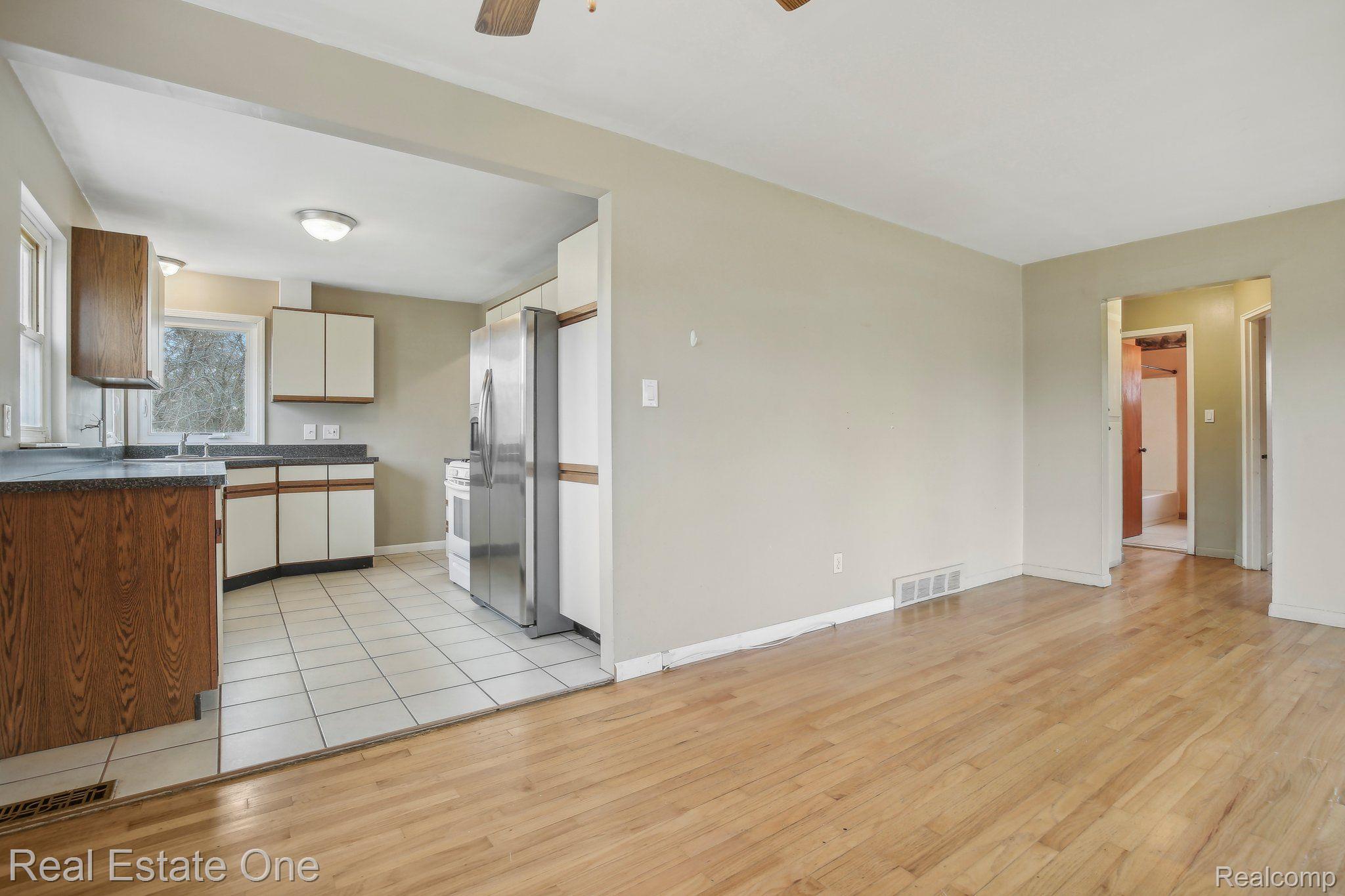31431 LAMAR DR
