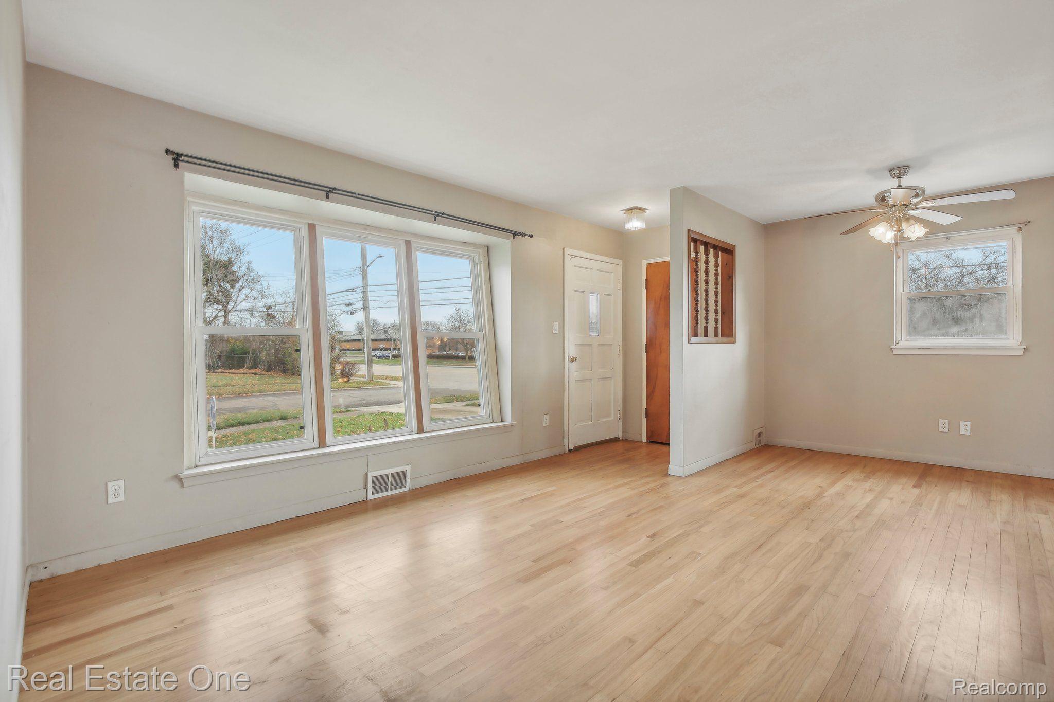 31431 LAMAR DR