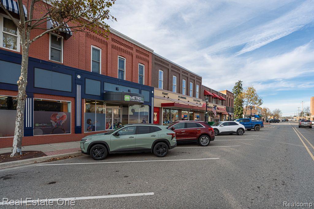 424 S MAIN ST