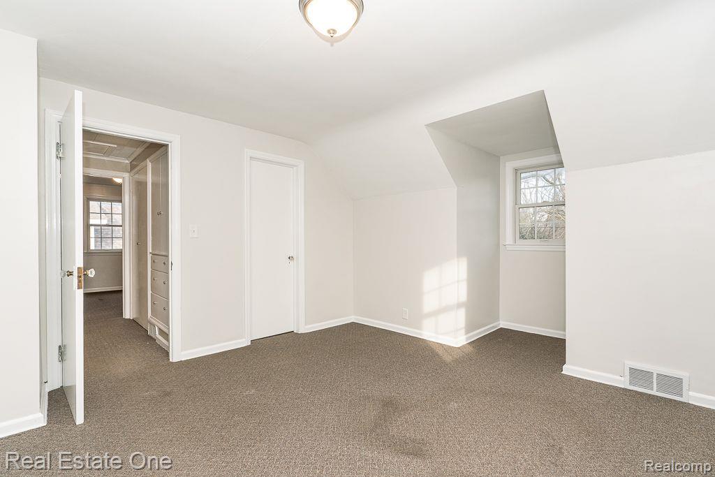 424 S MAIN ST