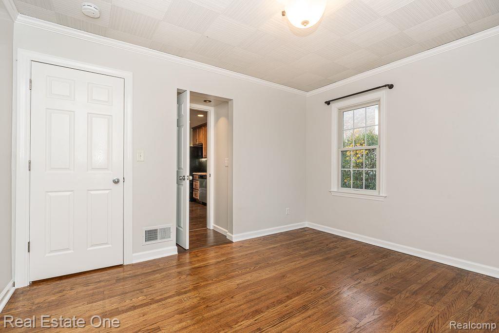 424 S MAIN ST