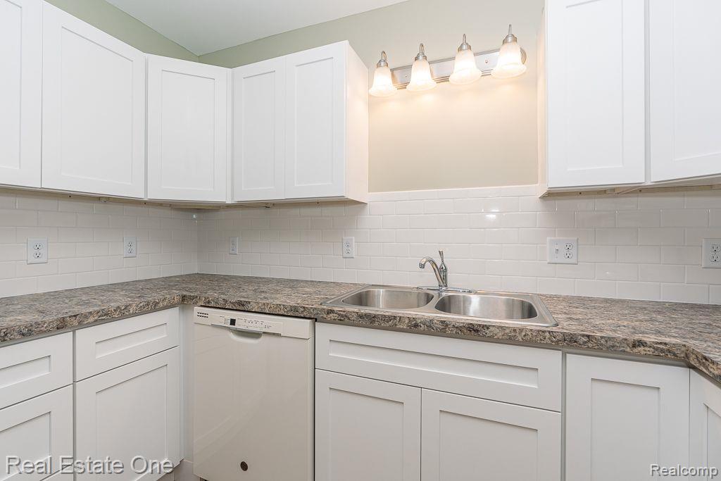 424 S MAIN ST